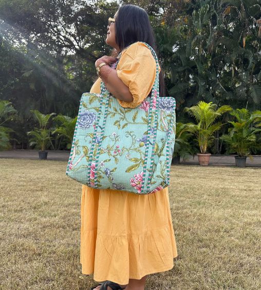 Noori Tote bag Pink Floral Pink & Blue with zip