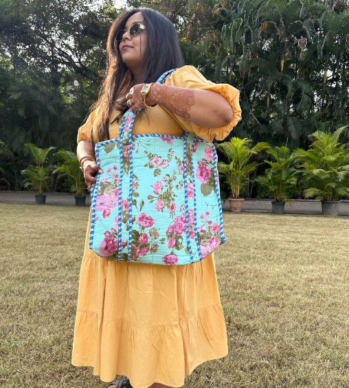 Noori Tote bag Floral Pink and Sea Green with zip