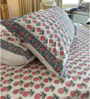 Saumya Bedsheet Pink