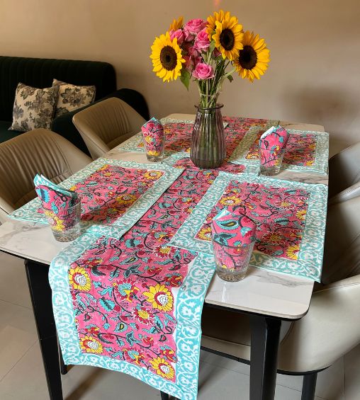 Dawat-e-khaas (Runner, mat, napkin set)