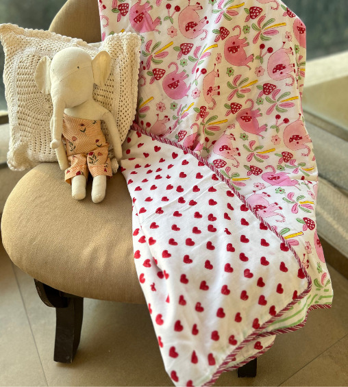 Gulgule Kids Dohar (Elephant & Hearts Print)