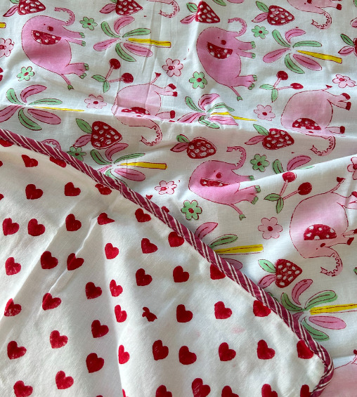 Gulgule Kids Dohar (Elephant & Hearts Print)