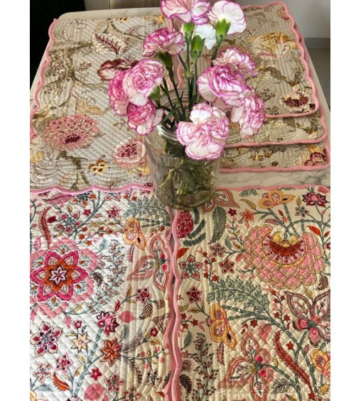 Pushp kala reversible dining 2.0 (Runner, 6 placemat set) Pushp kala reversible dining 2.0 (Runner, 6 placemat set)